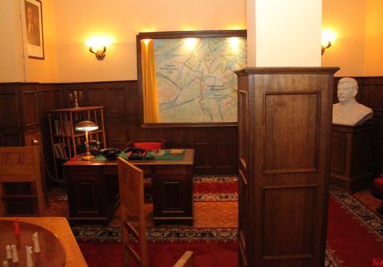 Stalin's Bunker (Бункер Сталина) (Moscow)